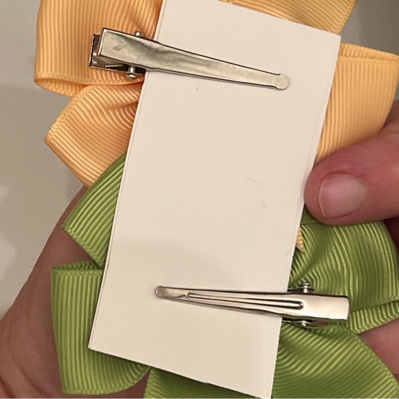 Girls dress size 4T sour lemons with matching hand made bracelets and hair bows - Picture 5 of 9